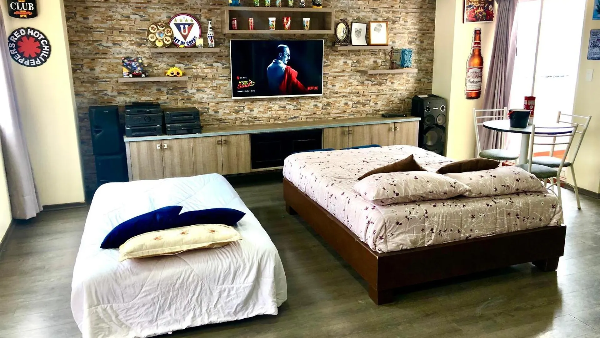 Apartamento A Una Cuadra De La Embajada Americana Y Hospital De Solca Lägenhet Quito Ecuador